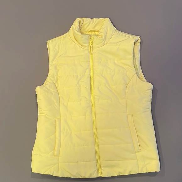 Aeropostale Women’s Yellow Puffer Vest - size L - Picture 1 of 2
